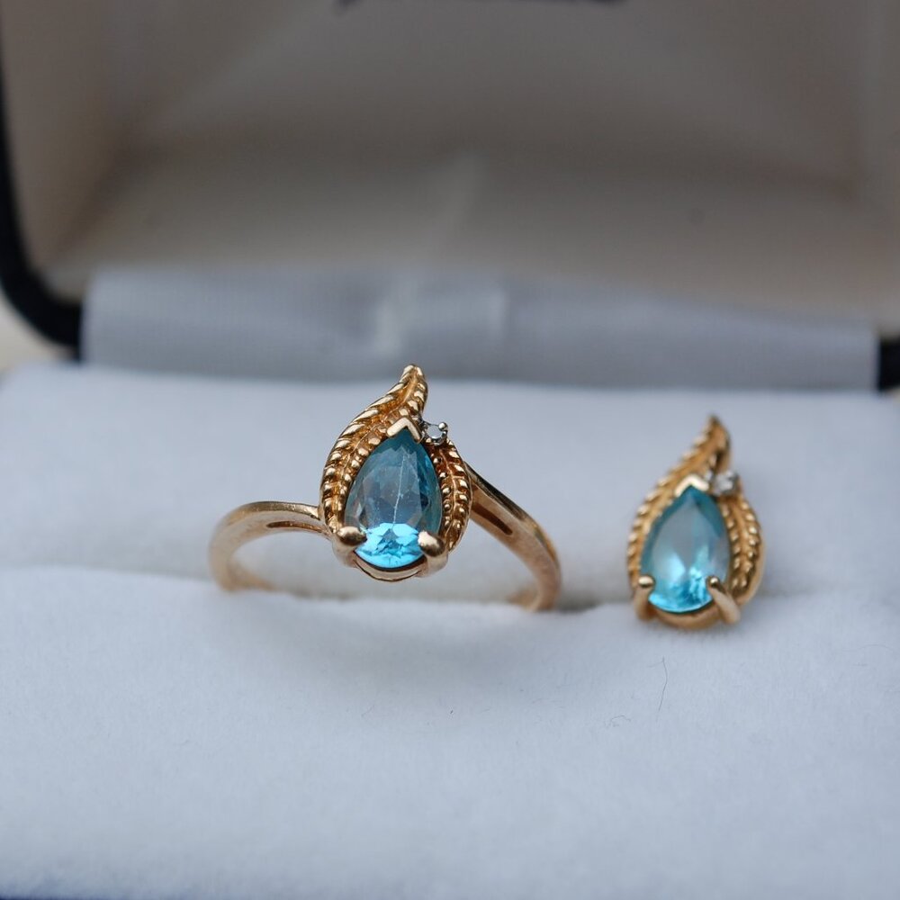 Vintage Blue Topaz and Diamond 10k Yellow Gold Set Pendant and Ring Size 6